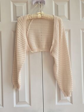 Cropped Open-Knit Shrug Bolero in Cream